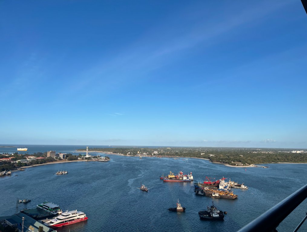 Фото Апартаменты Fairview Luxury