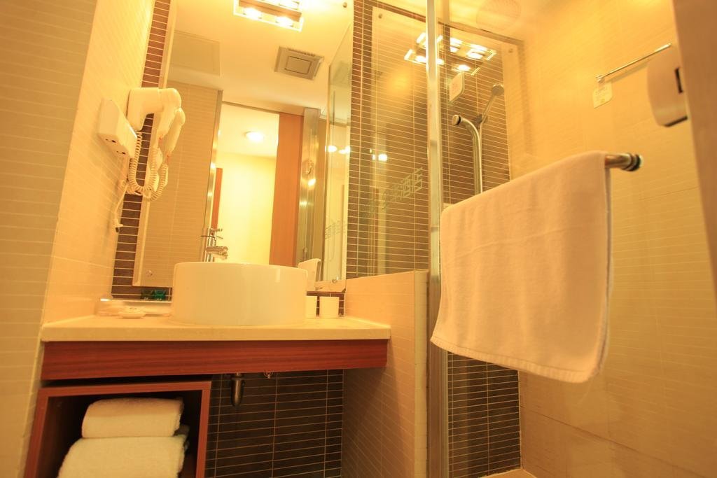 Фото Starway Hotel Shanghai Lujiazui