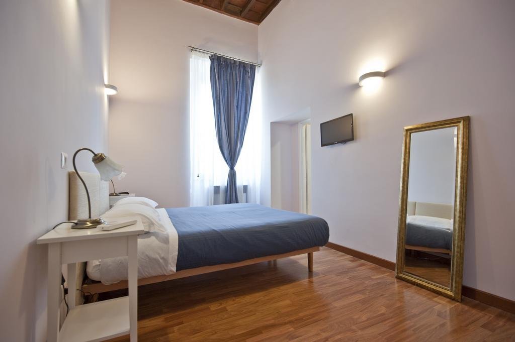 Фото History Suite