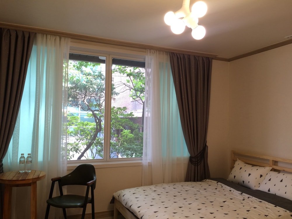 Фото Naru Guesthouse