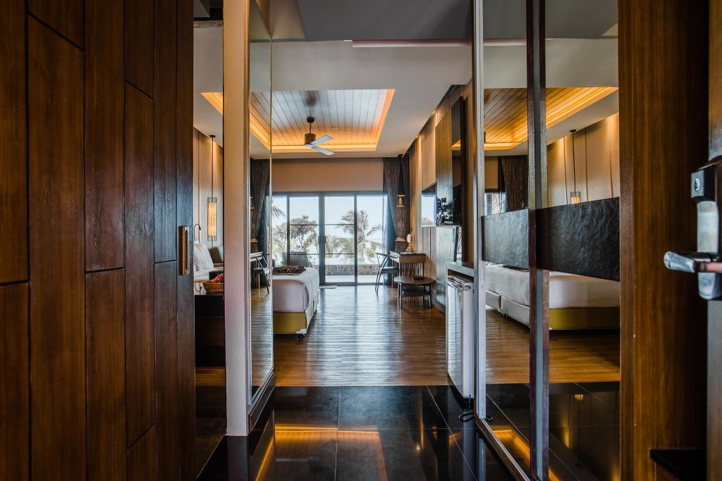 Фото C&n Kho Khao Beach Resort