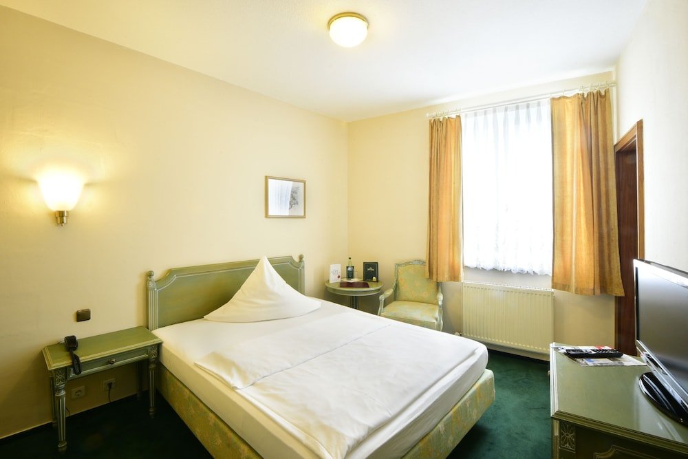 Фото Hotel Alexandra