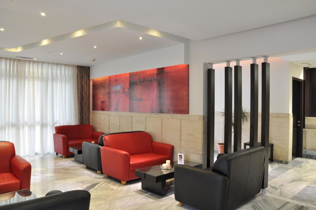 Фото Paritsa Hotel