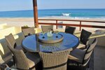 Unique Beachfront Estate W/restaurants Next Door: Villa las Rocas