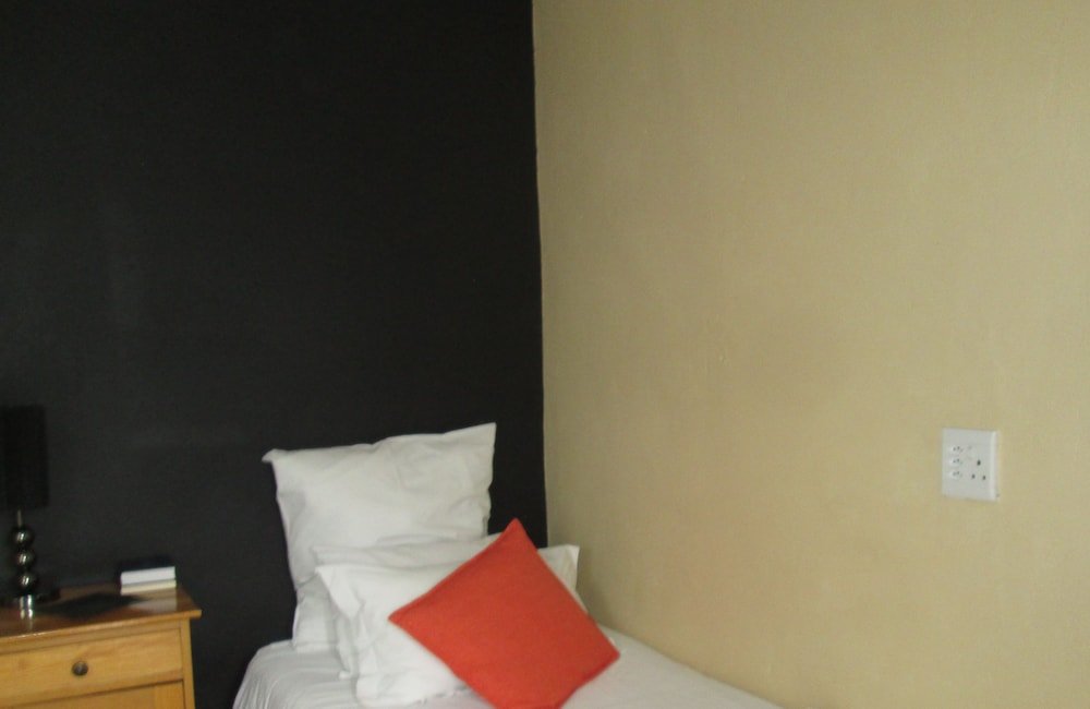 Фото The 3 Chimneys Guest House