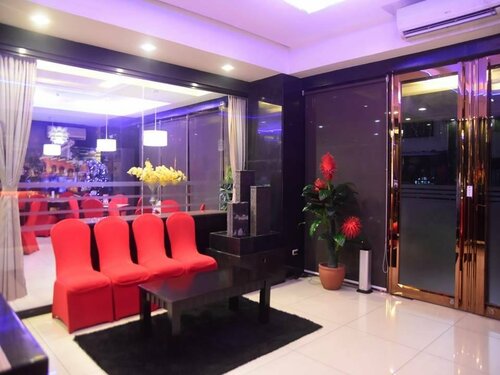 Гостиница Northpointe Residences в Кесон-Сити