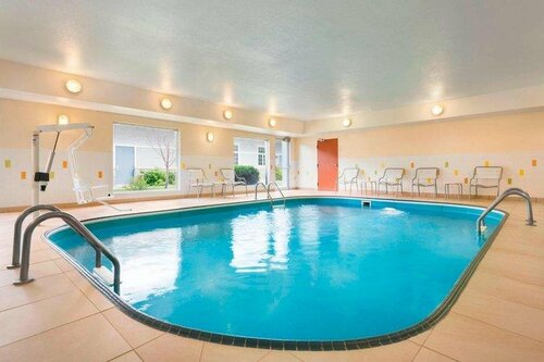 Гостиница Fairfield Inn Grand Forks в Гранд-Форксе