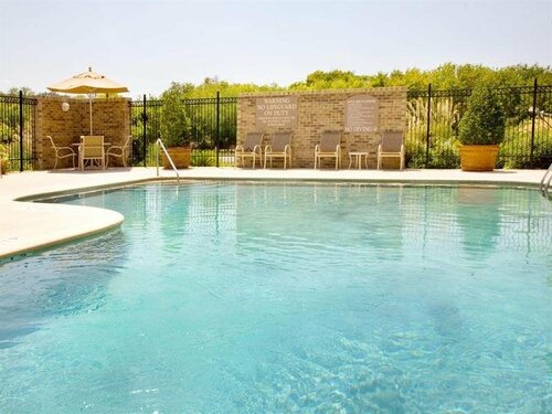 Гостиница Holiday Inn Express & Suites Selma в Шерце