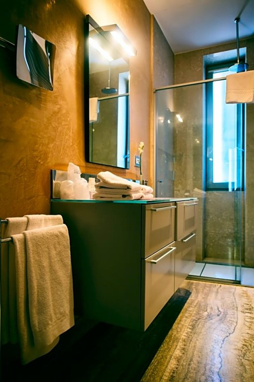 Фото Escalus Luxury Suites Verona