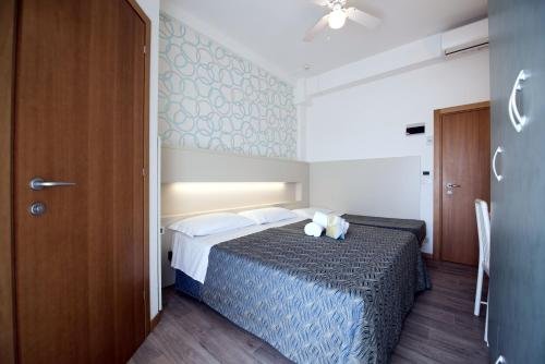 Фото Hotel Seven