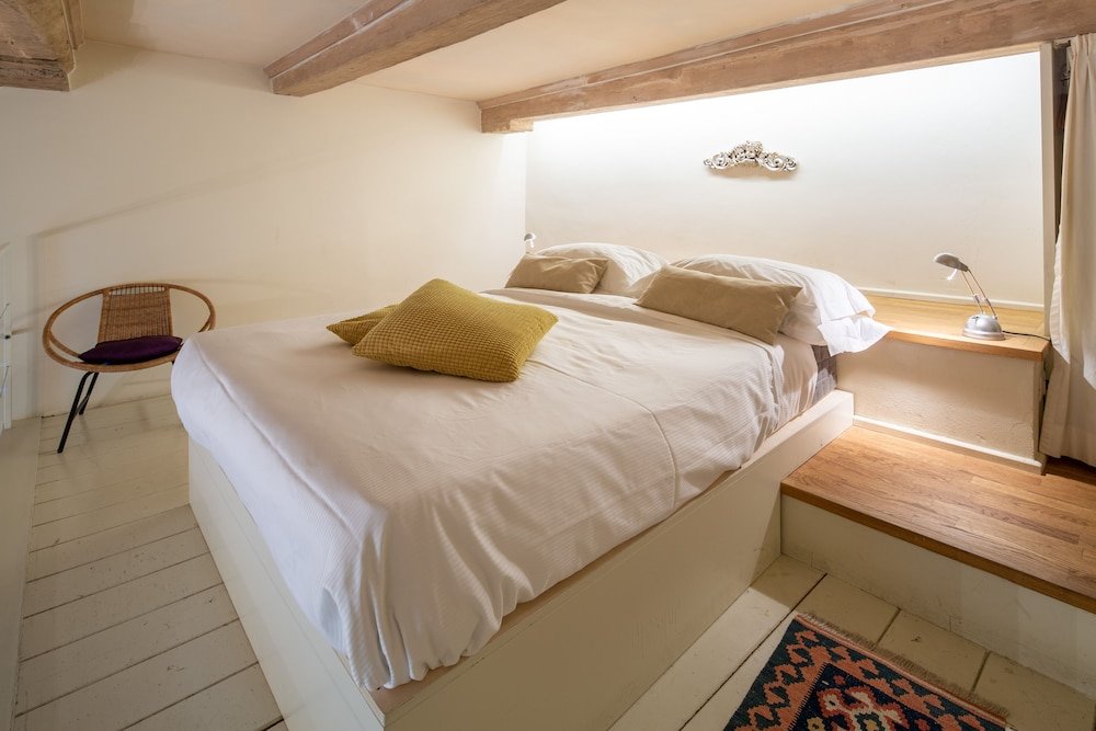 Фото Uffizi Romantic Flat by Mmega