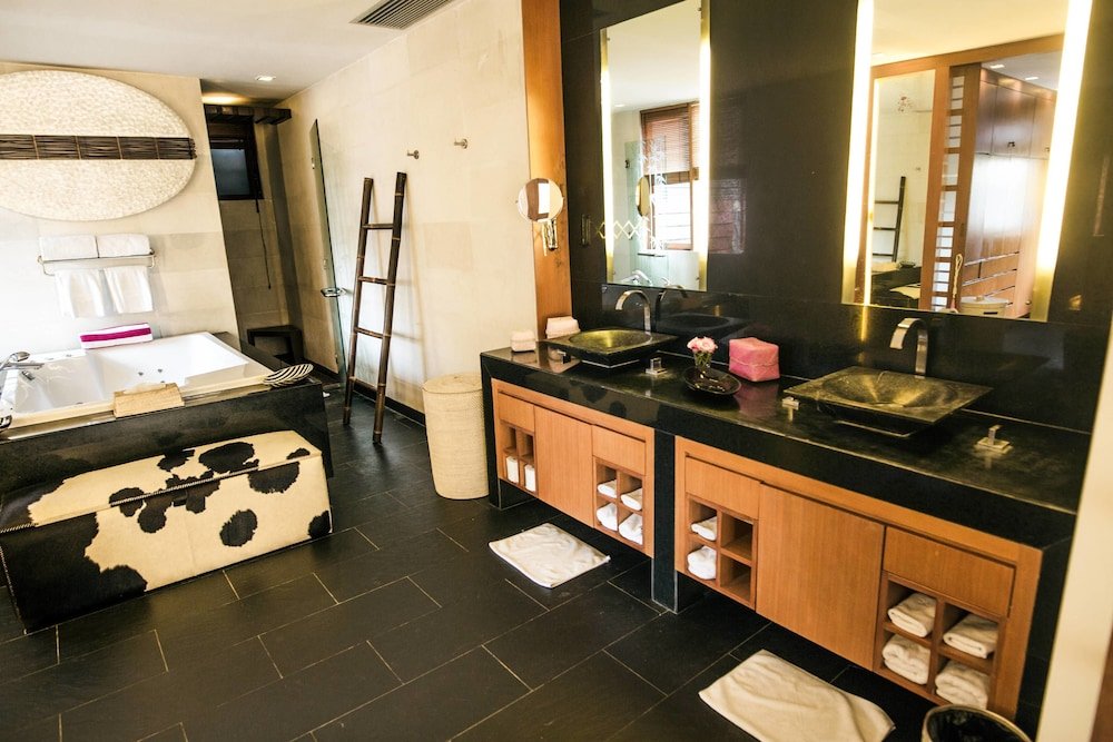 Фото Villa Karishma