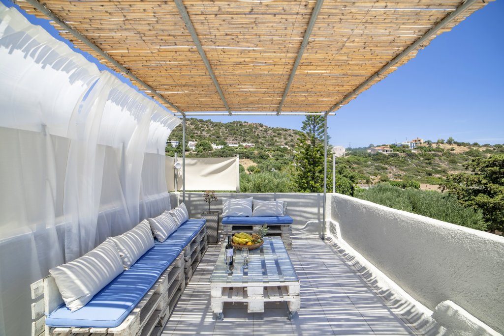 Фото Вилла Cretan Lodge Heated Pool