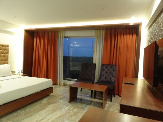 Фото Aryaan Resort And Residences