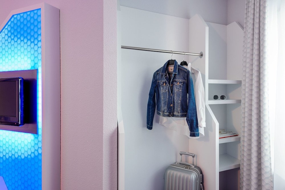 Фото B&b Hotel Bremen-Altstadt