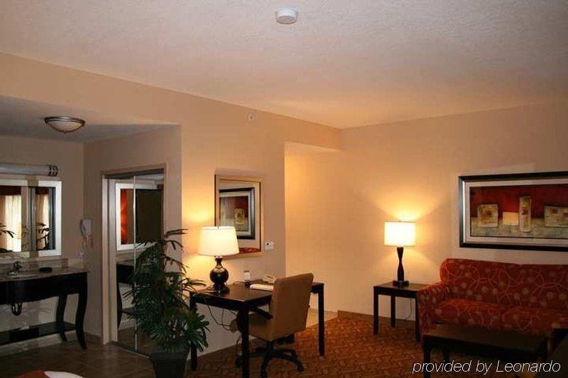 Фото Hampton Inn & Suites Laurel, Ms