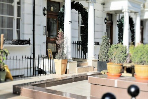 Hyde Park Quality Apartment