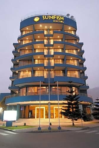 Гостиница Hotel Sunfish в Икике
