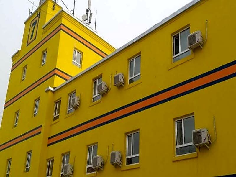 Фото отеля 3