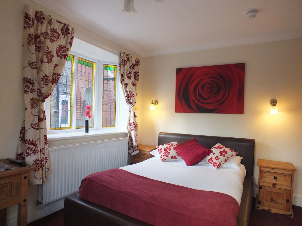 Фото Chester Court Hotel