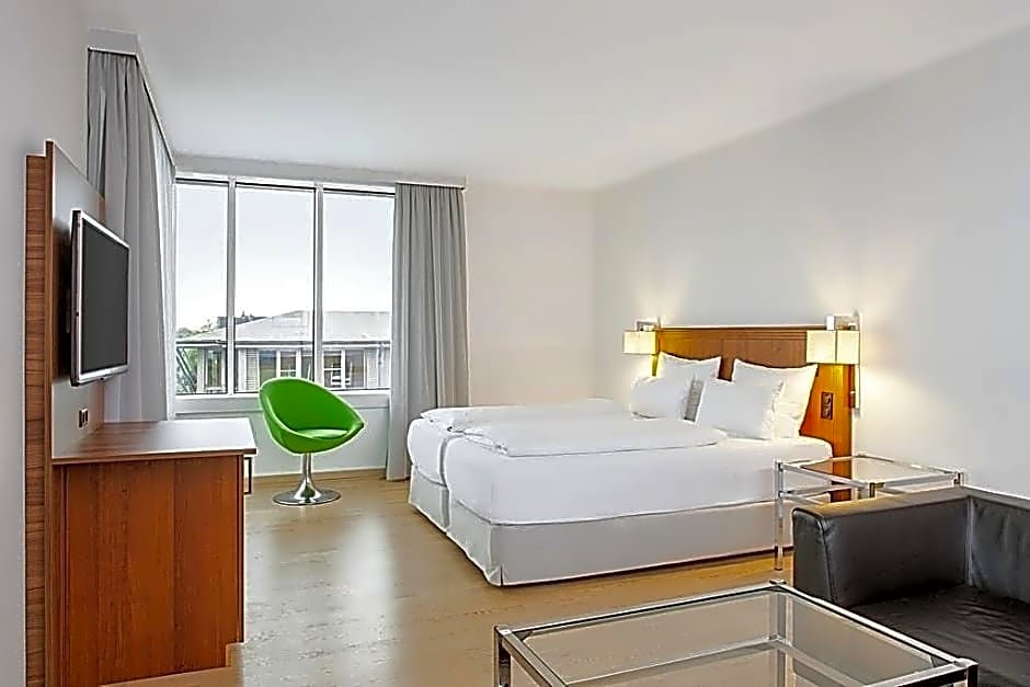 Фото Nh Hamburg Altona