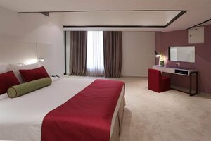 Ramada Hotel & Suites by Wyndham Jbr