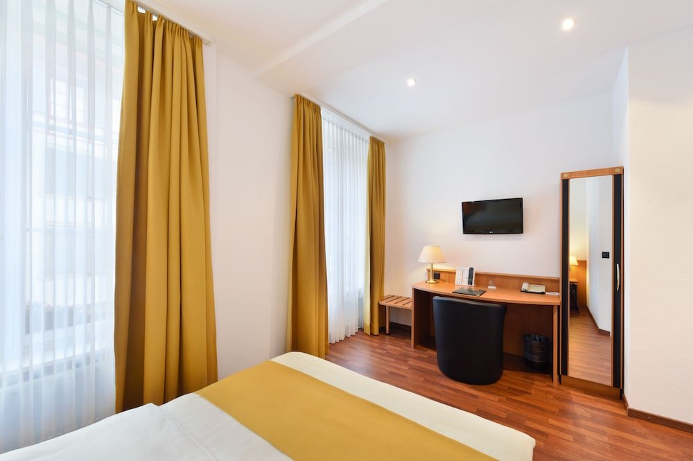 Фото Hotel Engel