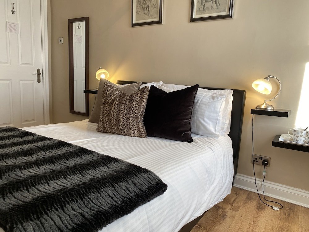 Фото Devon House Guest House