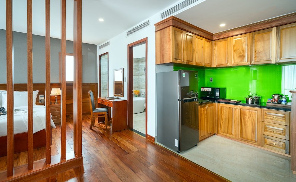 Фото Sunny Ocean Hotel & SPA