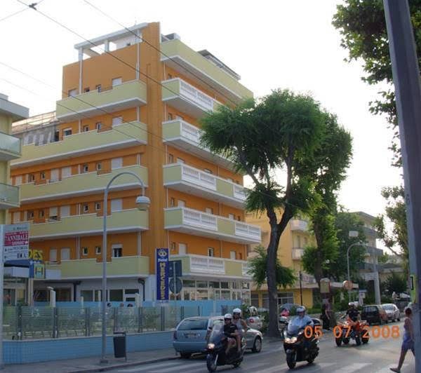 Фото Hotel Villa Linda