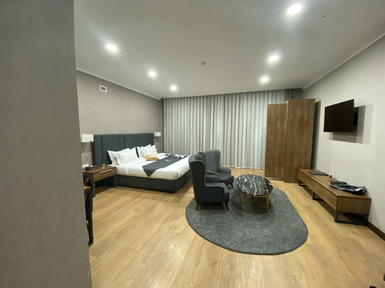 Фото Krokus Plaza