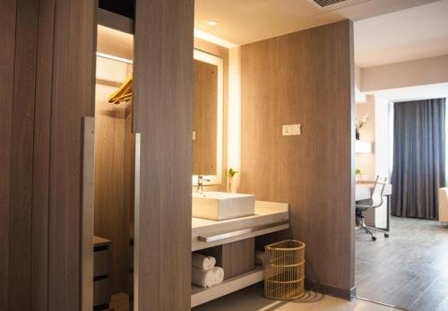 Фото Metropolo Hangzhou Railway Station East