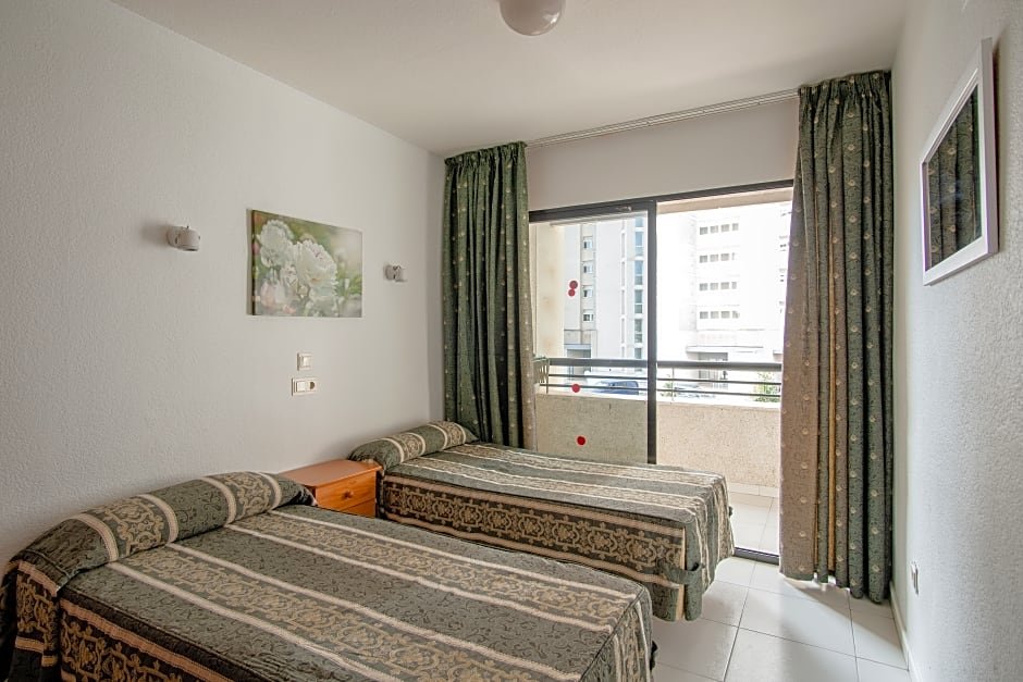 Фото Luxmar Apartamentos