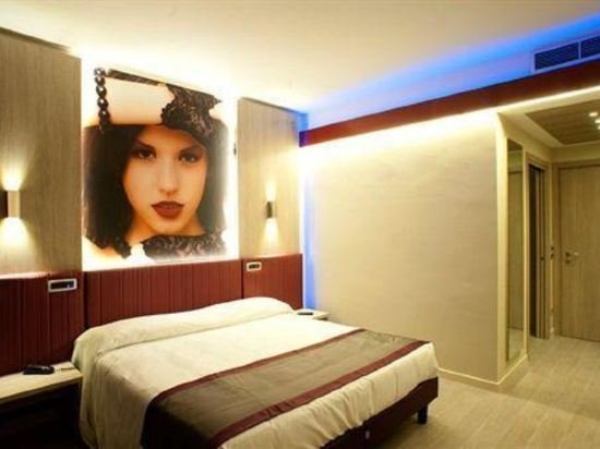 Фото Hotel Camelia