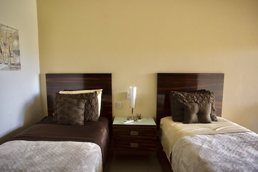 Фото Luxury 2 Bedroom Apartments