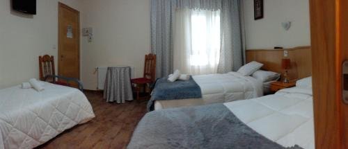 Фото Hostal Ponte Dos Santos