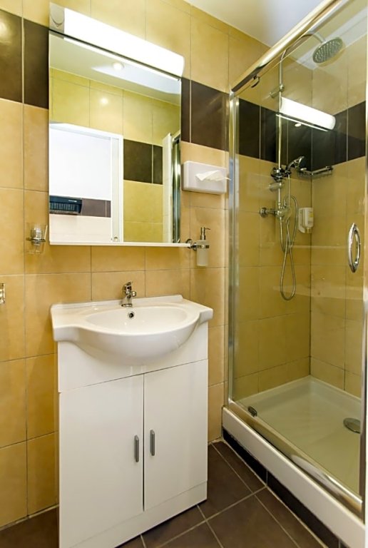 Фото Florella Achard