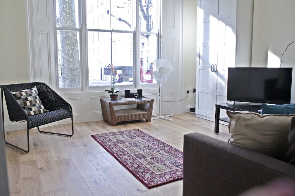 Фото Urban Stay Oxford Gardens Apartments