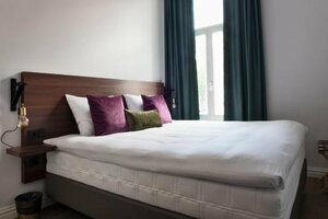 Гостиница Alex Maastricht