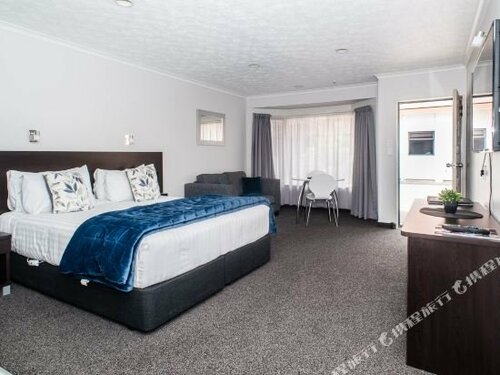 Гостиница White Heron Motor Lodge в Гисборне