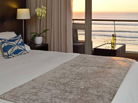 Фото Lagoon Beach Hotel & SPA