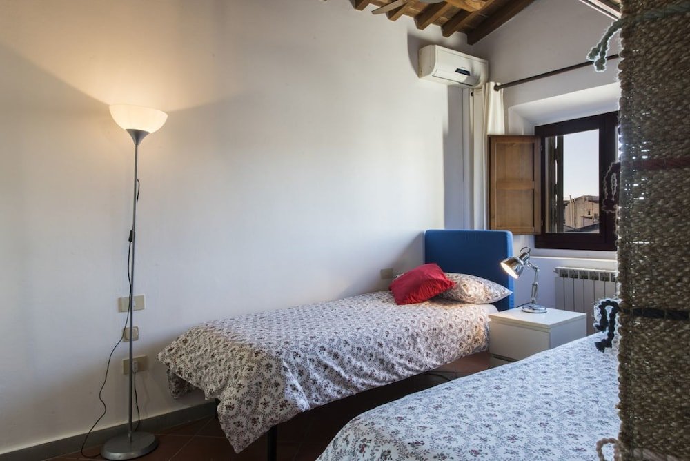 Фото Appartamento la Guelfa