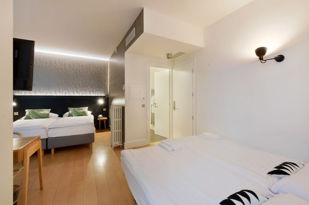 Фото The Pax Hotel