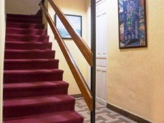 Фото Hostal Sierpes