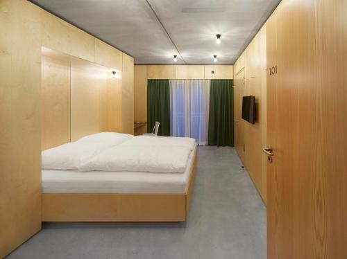 Фото Kitz Boutique Hotel & Restaurant