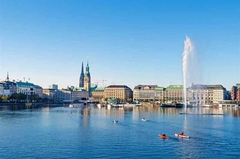 Фото отеля 2