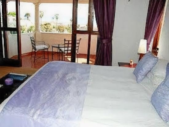 Фото Maartens Guesthouse