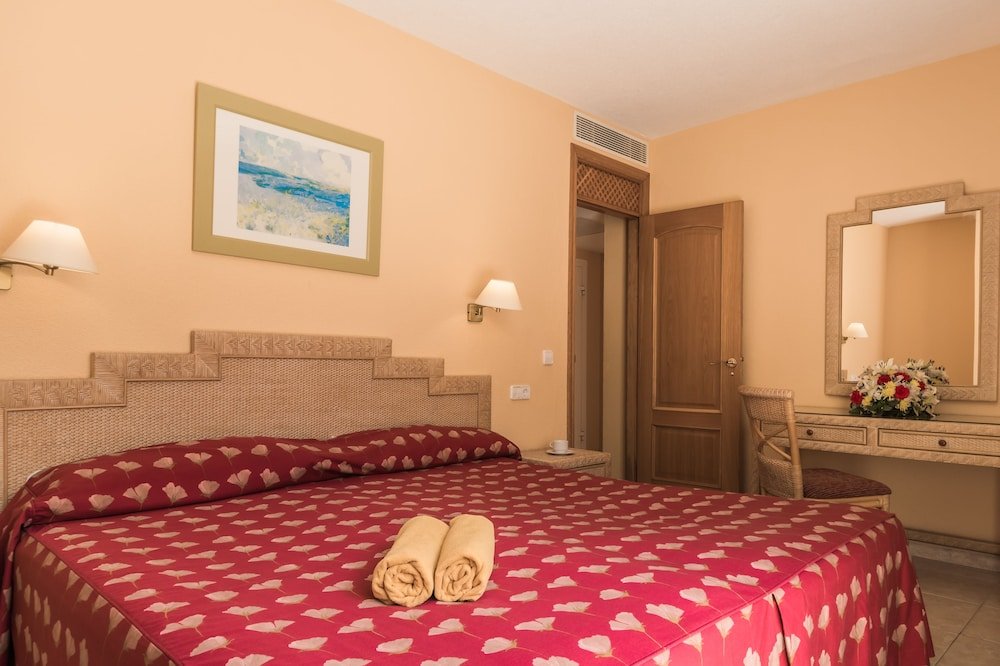 Фото Hotel Esmeralda Maris by Livvo