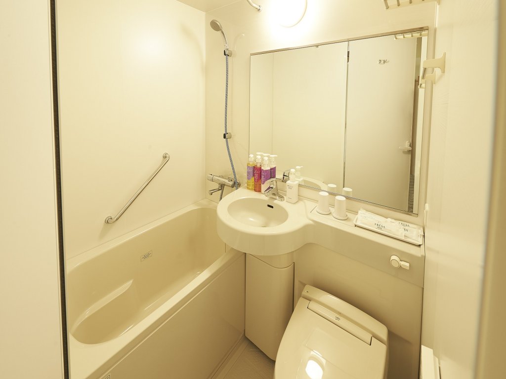 Фото Sotetsu Fresa Inn Ueno Okachimachi