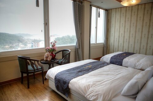 Гостиница Incheon Cherbourg Tourist Hotel в Инчхоне